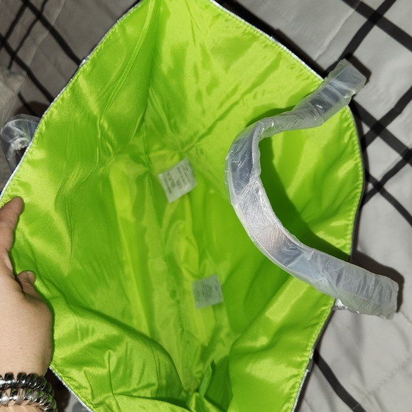Clinique silver tote bag! - Picture 2 of 7